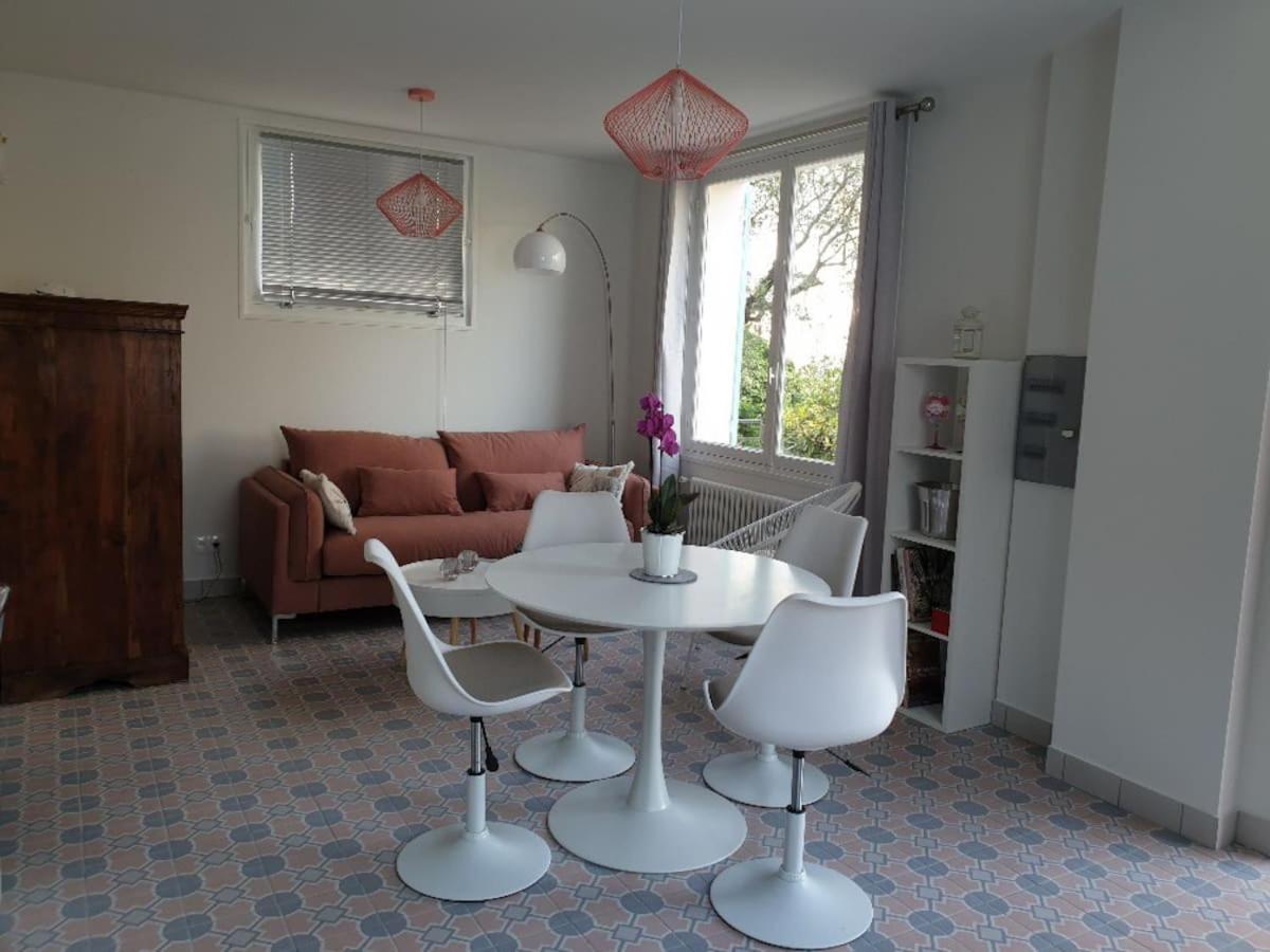 Pool House Matisse In Large Park With Heated Pool Holiday home Chateauneuf-Grasse